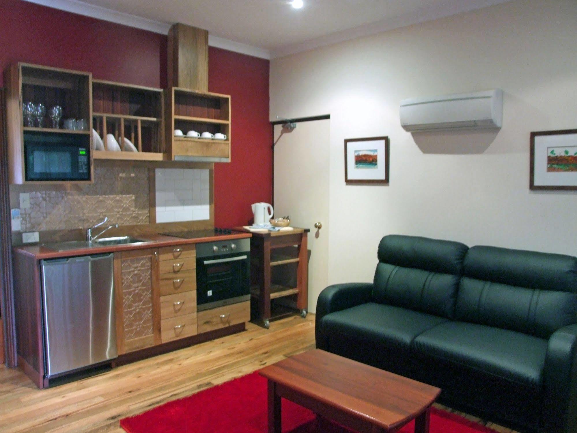 Adamsons Riverside Accommodation Margaret River Exterior photo